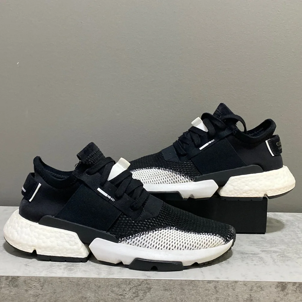 Adidas POD-S3.1 men's  Athletic Shoes/Sneakers Core Black-Cloud White  Size 9.5